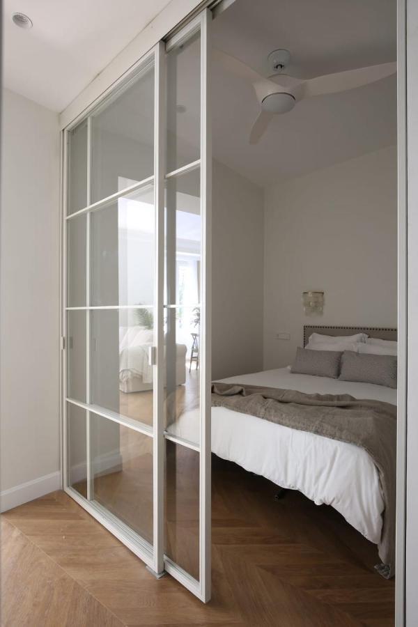 Deluxe Apartment Near Gran Via Madrid Buitenkant foto